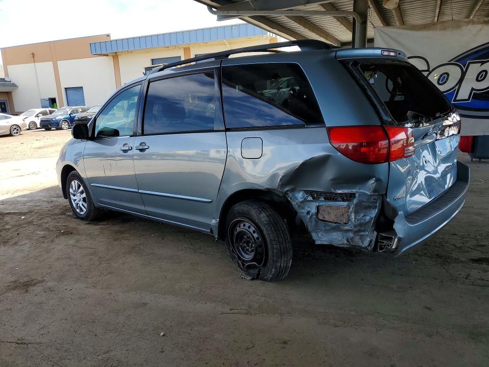 2004 Toyota Sienna მანქანა იყიდება აუქციონზე, vin: 5TDZA23C94S216437, აუქციონის ნომერი: 70453336