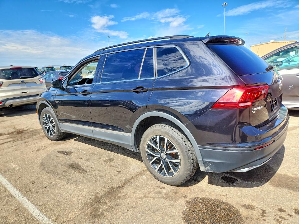 70531306 :رقم المزاد ، 3VV2B7AX2MM096984 vin ، 2021 Volkswagen Tiguan مزاد بيع