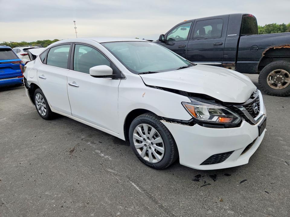 Продажа на аукционе авто 2017 Nissan Sentra, vin: 3N1AB7AP9HY347933, номер лота: 70321266