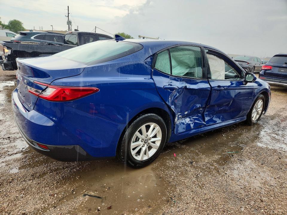 Продаж на аукціоні авто 2025 Toyota Camry, vin: 4T1DAACK2SU177304, номер лоту: 69179256
