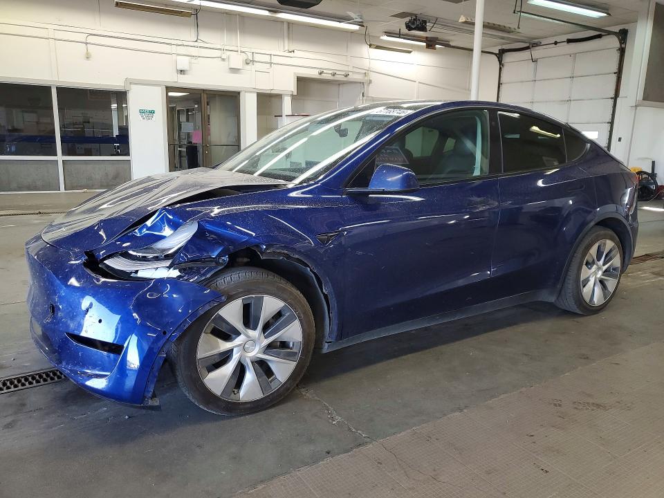Продажа на аукционе авто 2021 Tesla Model Y, vin: 5YJYGDEE8MF141948, номер лота: 67168746