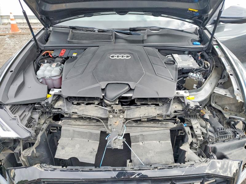2019 Audi Q8 მანქანა იყიდება აუქციონზე, vin: WA1EVAF15KD026533, აუქციონის ნომერი: 69970216