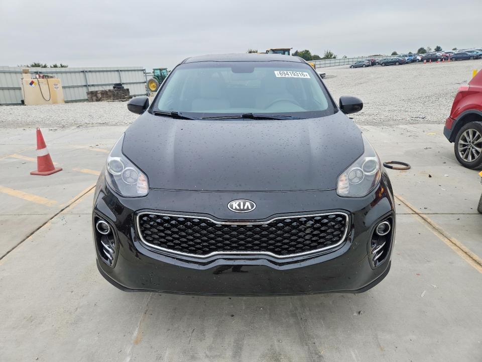 69419316 :رقم المزاد ، KNDPMCAC7H7032833 vin ، 2017 Kia Sportage مزاد بيع