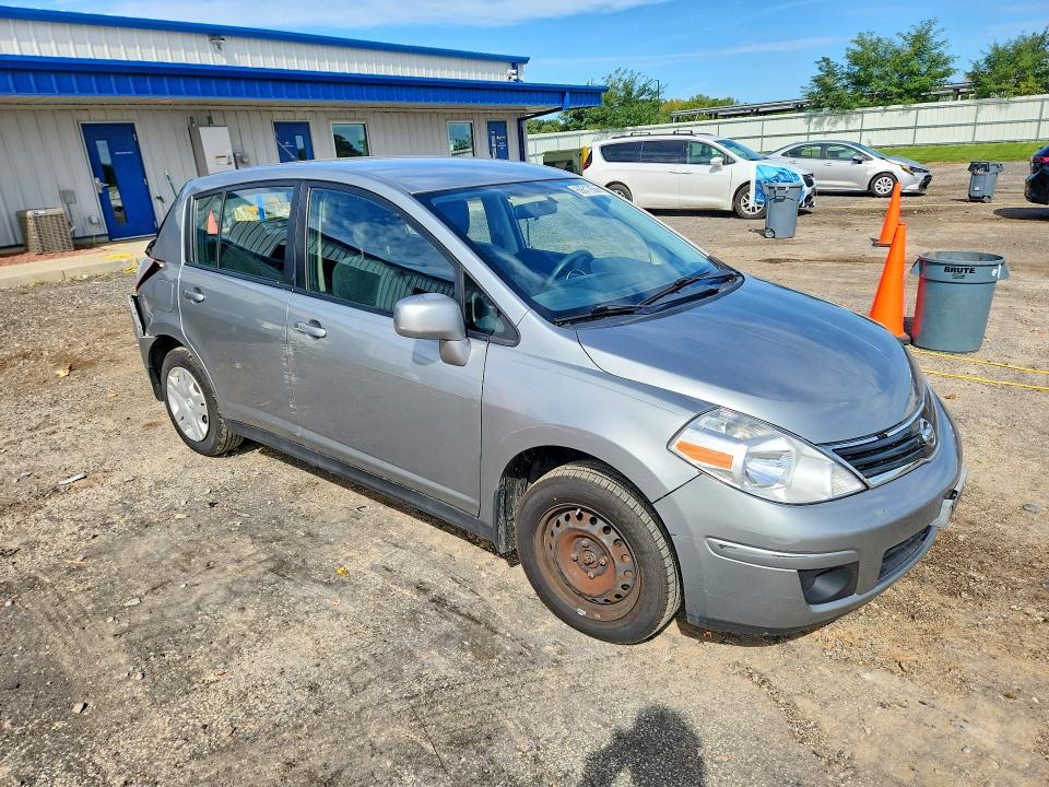 69317686 :رقم المزاد ، 3N1BC1CPXAL467044 vin ، 2010 Nissan Versa مزاد بيع