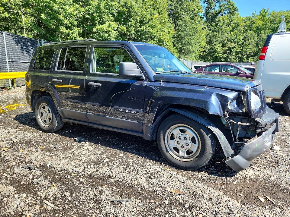 67858816 :رقم المزاد ، 1C4NJPBA4ED632307 vin ، 2014 Jeep Patriot مزاد بيع