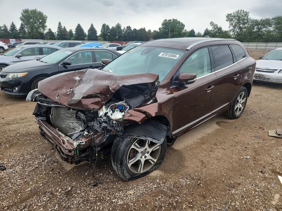 Aukcja sprzedaży 2015 Volvo Xc60, vin: YV4902RD2F2610629, numer aukcji: 67815566