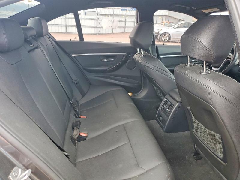 68224056 :رقم المزاد ، WBA8E1C51JA167509 vin ، 2018 Bmw 330e مزاد بيع