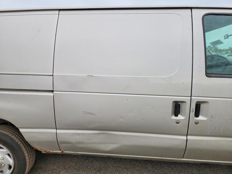 2003 Ford E250 მანქანა იყიდება აუქციონზე, vin: 1FTNE24213HA32105, აუქციონის ნომერი: 70440696