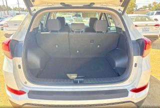 69643876 :رقم المزاد ، KM8J33A22HU541189 vin ، 2017 Hyundai Tucson مزاد بيع