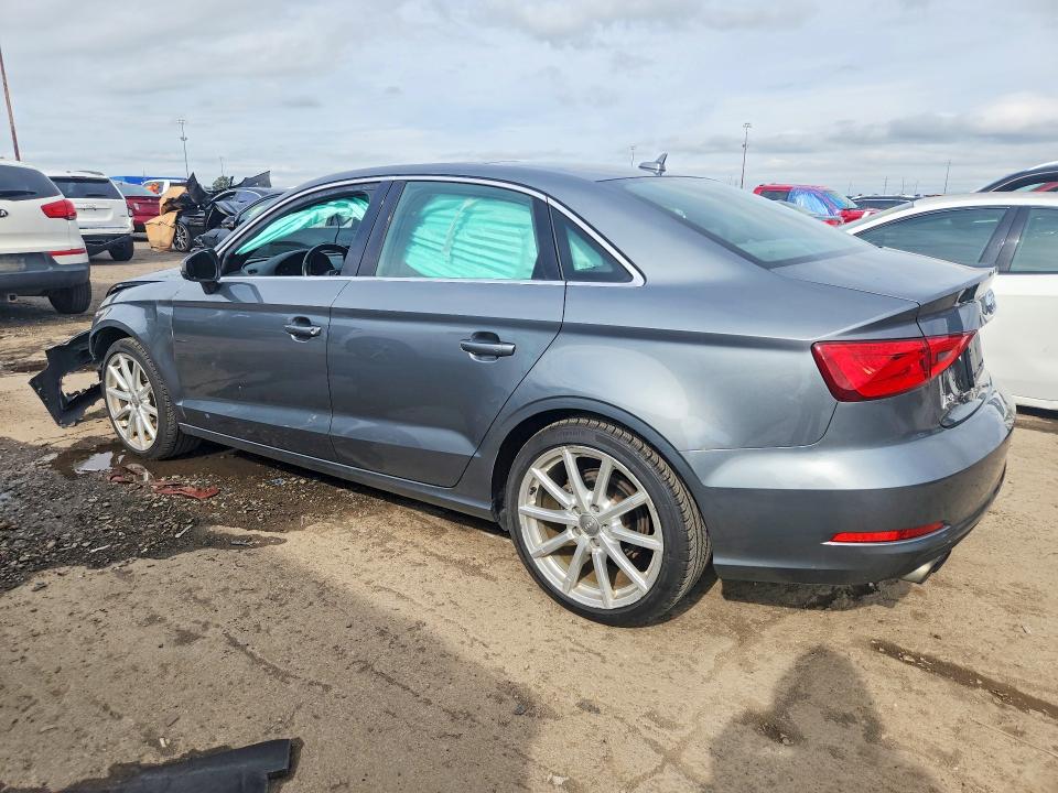 69658386 :رقم المزاد ، WAUCCGFF2F1021263 vin ، 2015 Audi A3 مزاد بيع