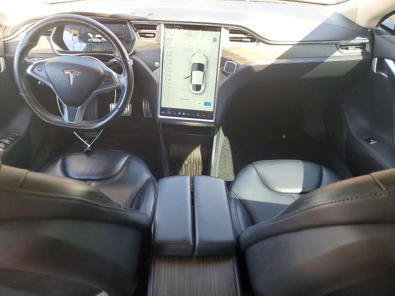 2015 Tesla Model S მანქანა იყიდება აუქციონზე, vin: 5YJSA1S27FF088047, აუქციონის ნომერი: 67783786