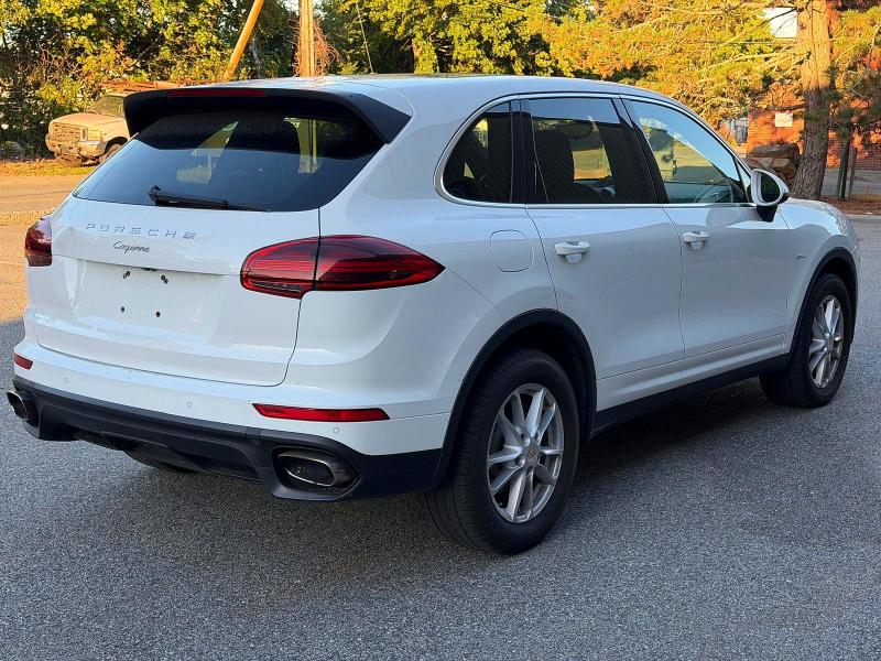 Продажа на аукционе авто 2015 Porsche Cayenne, vin: WP1AF2A28FLA38063, номер лота: 68138486