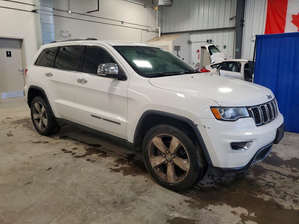 68550776 :رقم المزاد ، 1C4RJFBGXHC830416 vin ، 2017 Jeep Grand Cherokee مزاد بيع