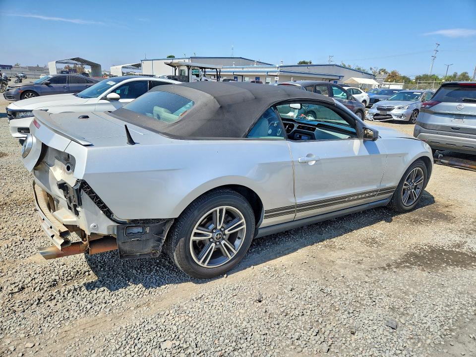 70282296 :رقم المزاد ، 1ZVBP8EN1A5174278 vin ، 2010 Ford Mustang مزاد بيع