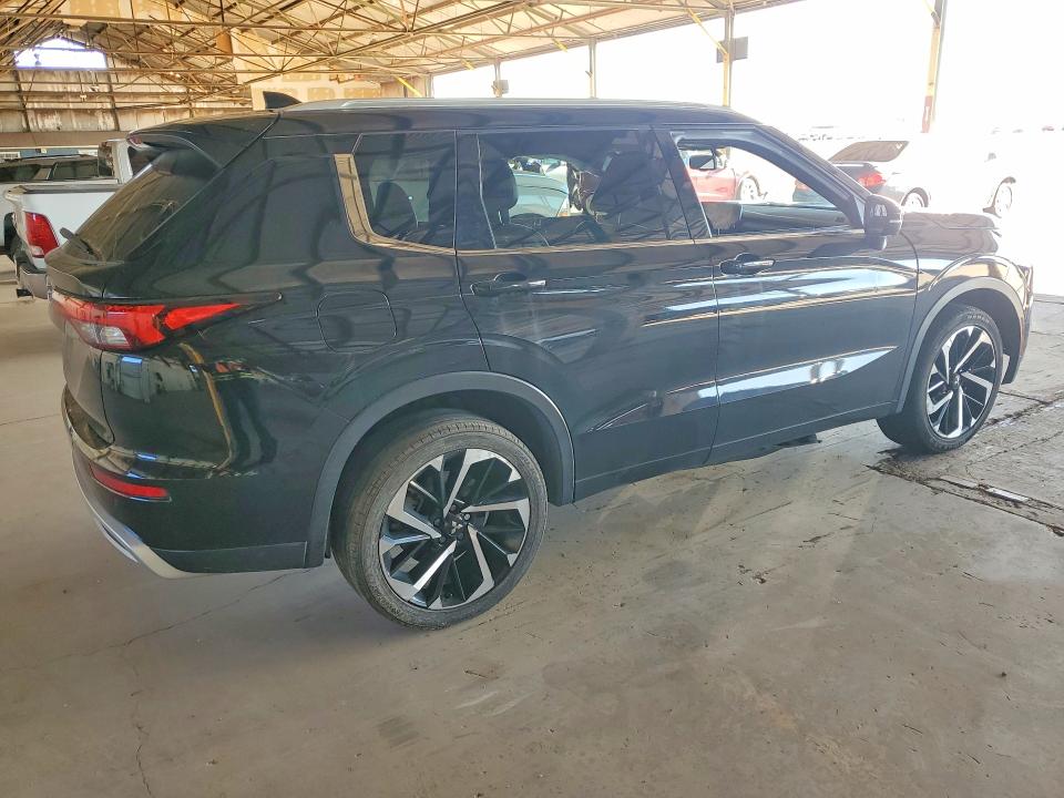 69761206 :رقم المزاد ، JA4J4VA80NZ026475 vin ، 2022 Mitsubishi Outlander مزاد بيع