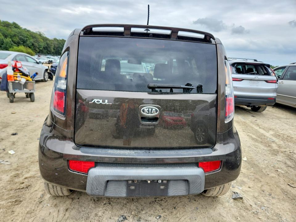 68832376 :رقم المزاد ، KNDJT2A22A7132094 vin ، 2010 Kia Soul مزاد بيع