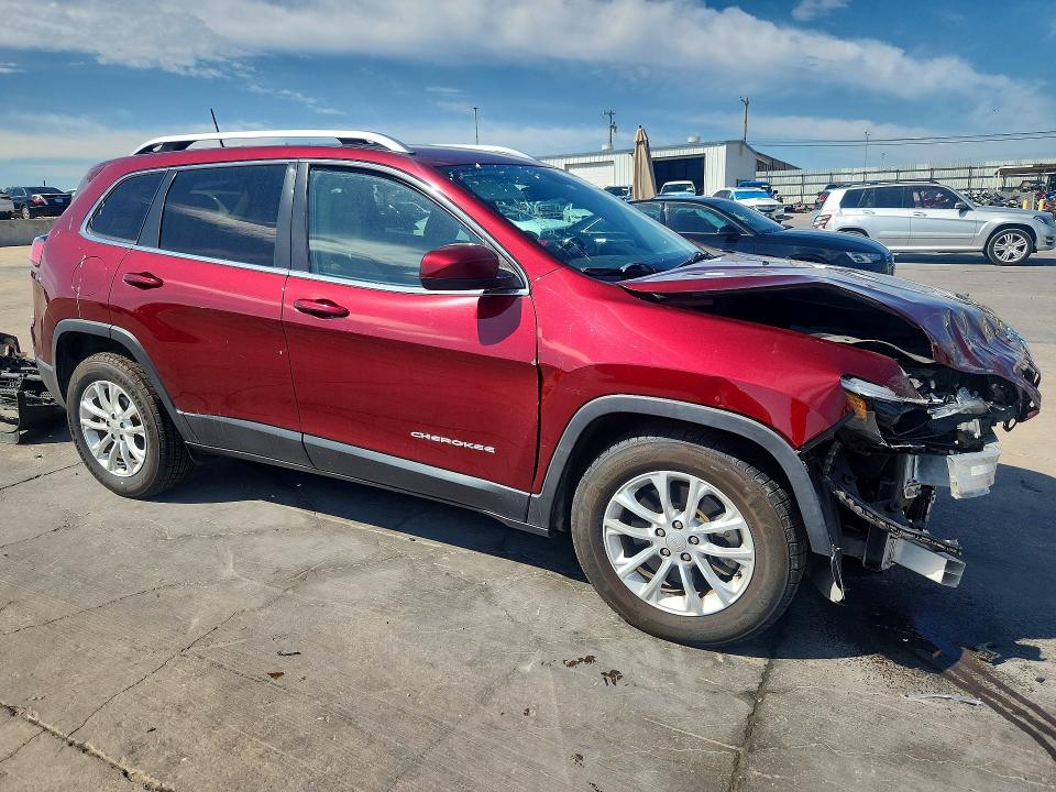 2019 Jeep Cherokee მანქანა იყიდება აუქციონზე, vin: 1C4PJLCB7KD392416, აუქციონის ნომერი: 69417436