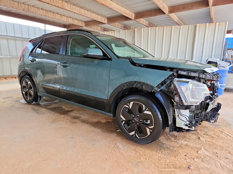 2023 Kia Niro მანქანა იყიდება აუქციონზე, vin: KNDCR3L12P5046287, აუქციონის ნომერი: 70898316
