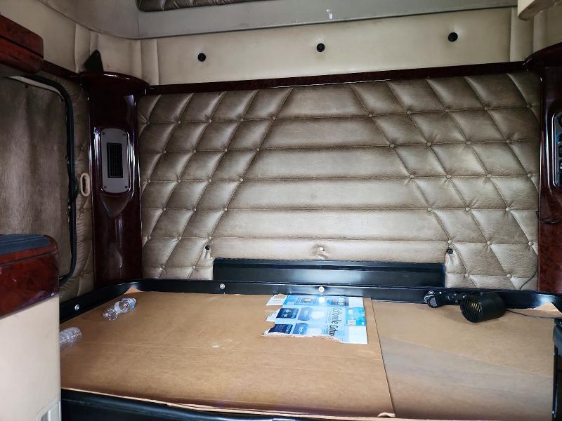 Продаж на аукціоні авто 2016 Freightliner Conventional, vin: 3ALXFB008GDGX6150, номер лоту: 69964476