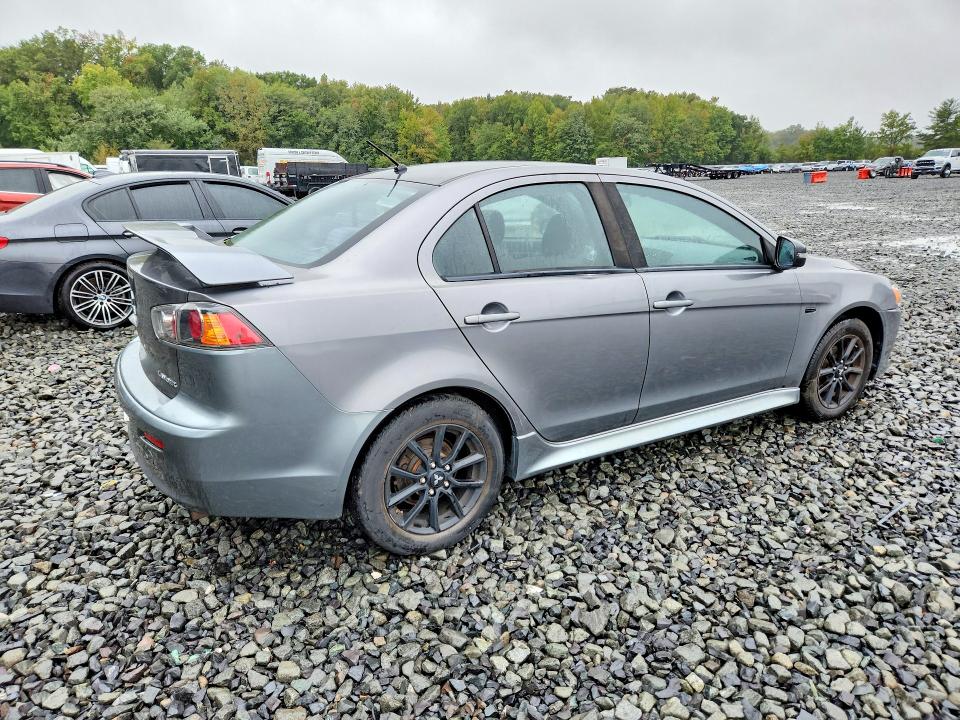70520126 :رقم المزاد ، JA32U2FUXHU010461 vin ، 2017 Mitsubishi Lancer مزاد بيع