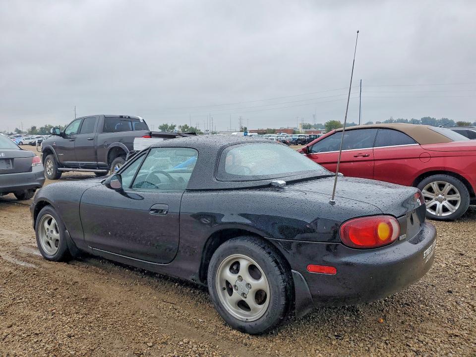 70891606 :رقم المزاد ، JM1NB3535Y0139654 vin ، 2000 Mazda Mx-5 Miata مزاد بيع