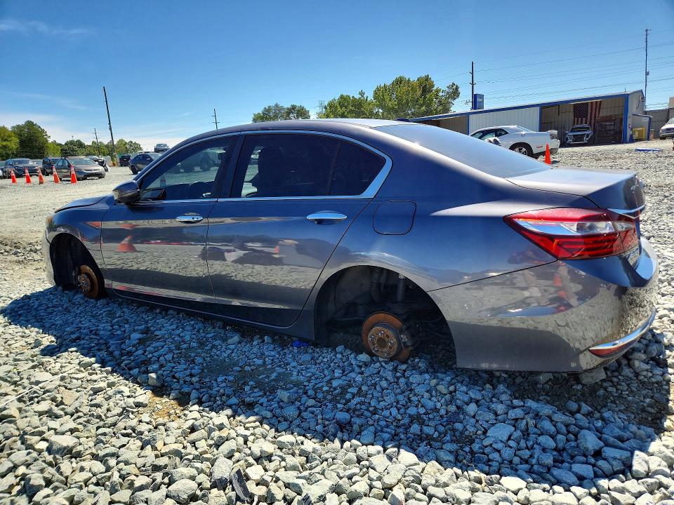 69684486 :رقم المزاد ، 1HGCR2F72HA095235 vin ، 2017 Honda Accord مزاد بيع