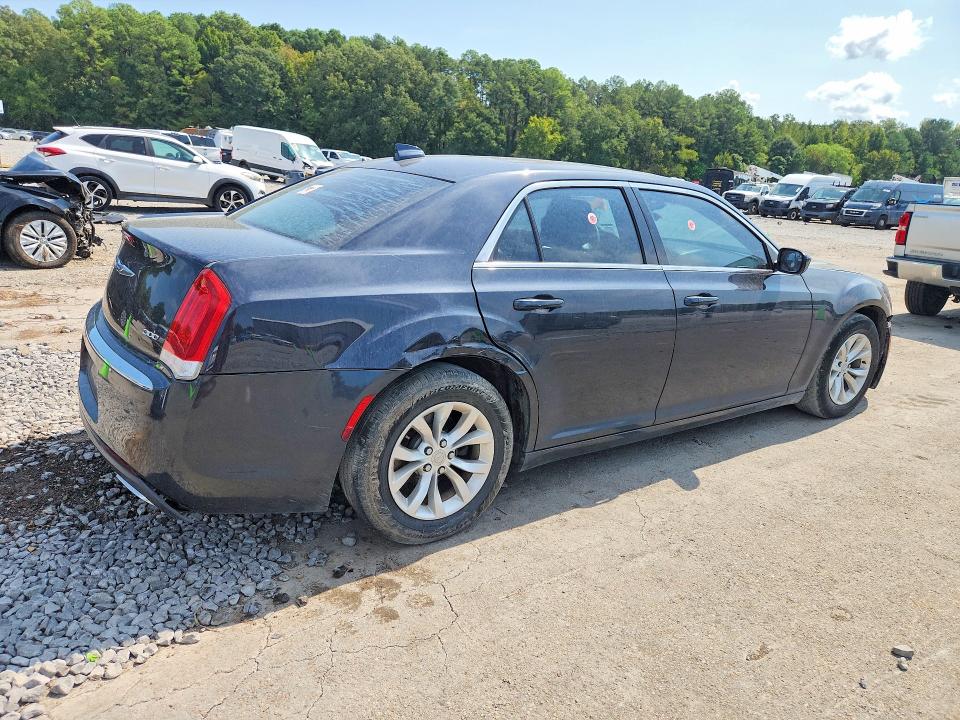 Продажа на аукционе авто 2015 Chrysler 300, vin: 2C3CCAAG8FH833026, номер лота: 69857566