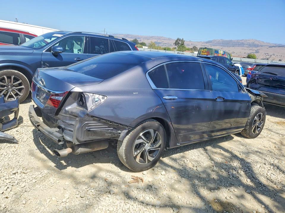 Продаж на аукціоні авто 2017 Honda Accord, vin: 1HGCR2F33HA163264, номер лоту: 69176676