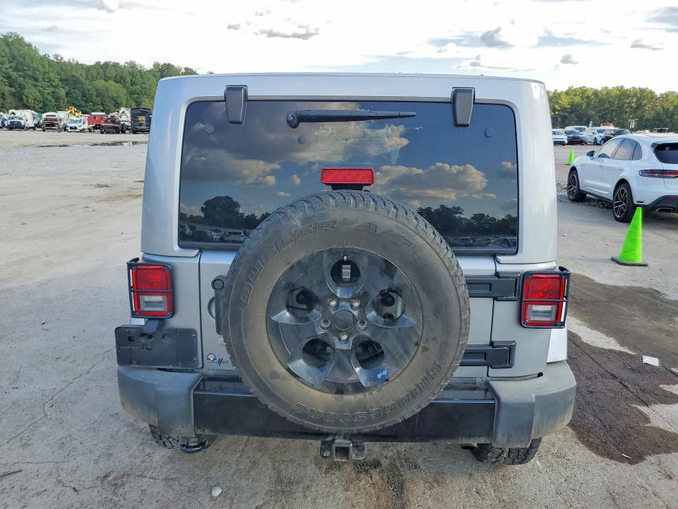 Продаж на аукціоні авто 2015 Jeep Wrangler Unlimited, vin: 1C4BJWEG2FL767886, номер лоту: 68483666