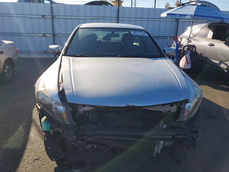 69171366 :رقم المزاد ، JHMCP26378C071095 vin ، 2008 Honda Accord مزاد بيع