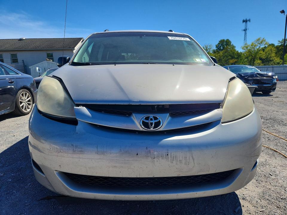 2009 Toyota Sienna მანქანა იყიდება აუქციონზე, vin: 5TDZK23C59S288840, აუქციონის ნომერი: 70413776