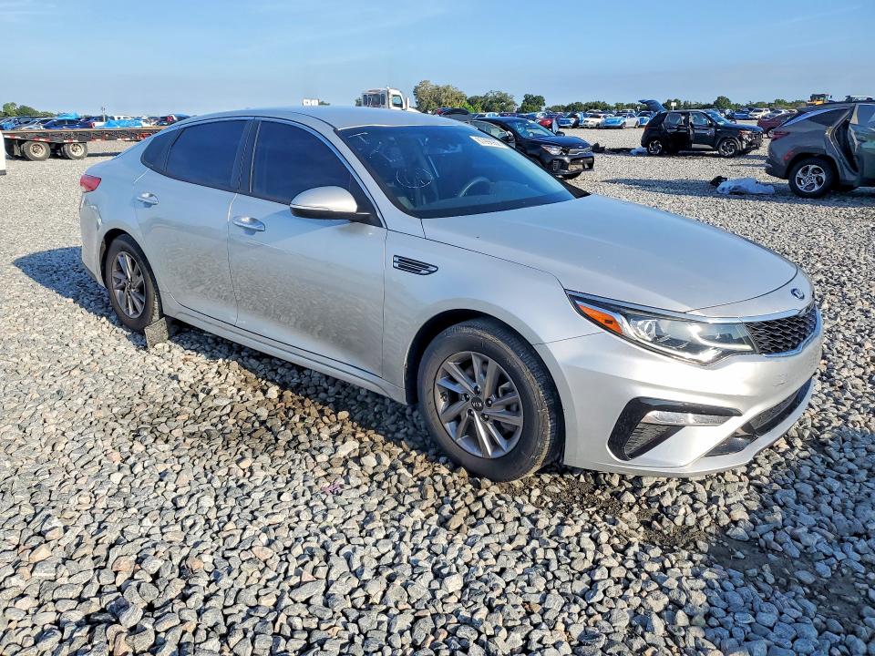 2020 Kia Optima მანქანა იყიდება აუქციონზე, vin: 5XXGT4L31LG437446, აუქციონის ნომერი: 67998906