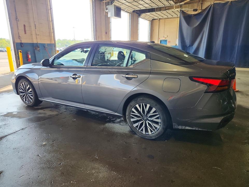 67629886 :رقم المزاد ، 1N4BL4DV0SN333582 vin ، 2025 Nissan Altima مزاد بيع