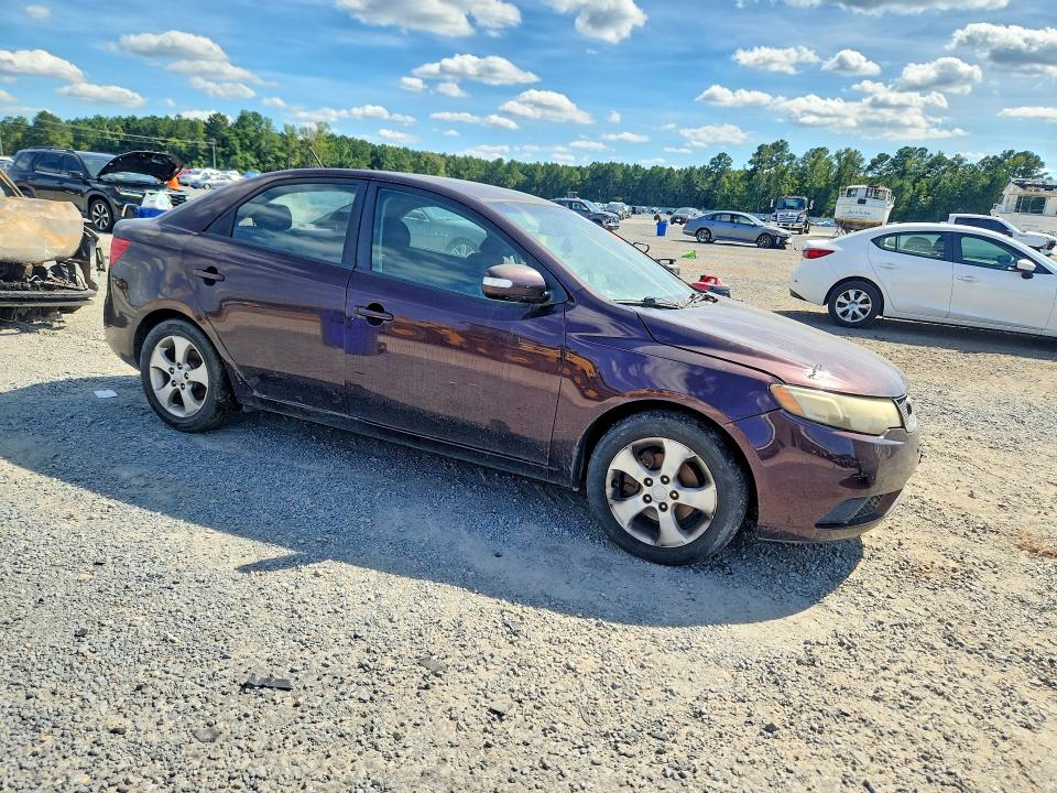 2010 Kia Forte მანქანა იყიდება აუქციონზე, vin: KNAFU4A2XA5220947, აუქციონის ნომერი: 65484926