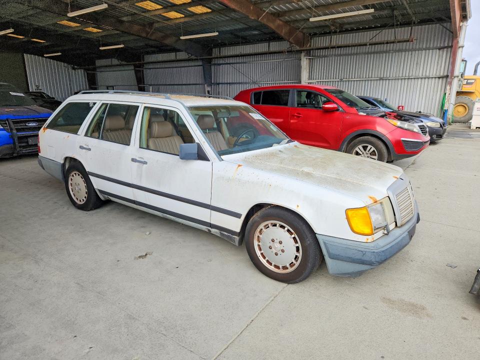 Продажа на аукционе авто 1988 Mercedes-benz 300, vin: WDBEA90D9JF081846, номер лота: 67401386