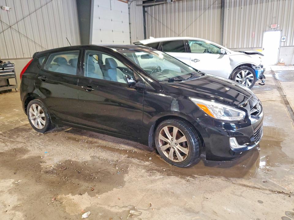 2014 Hyundai Accent მანქანა იყიდება აუქციონზე, vin: KMHCU5AE9EU170135, აუქციონის ნომერი: 70927496