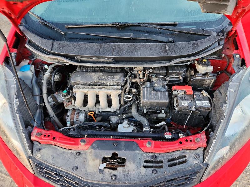 69236786 :رقم المزاد ، LUCGE8H72E3001359 vin ، 2014 Honda Fit مزاد بيع