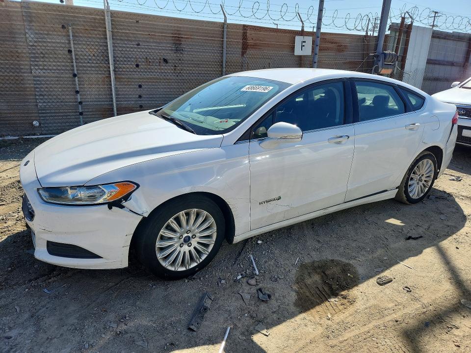 Продаж на аукціоні авто 2015 Ford Fusion, vin: 3FA6P0LUXFR228459, номер лоту: 68669196