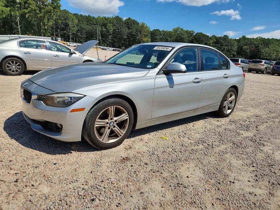 68499096 :رقم المزاد ، WBA3A5C55DF359052 vin ، 2013 Bmw 328 مزاد بيع
