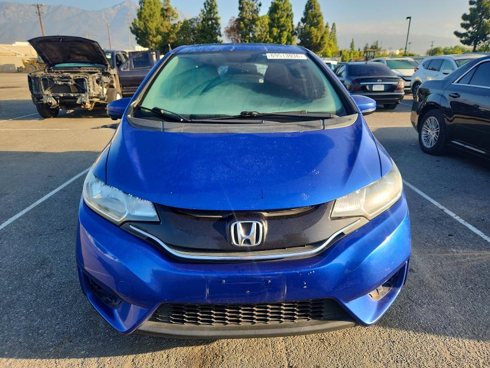 69513936 :رقم المزاد ، 3HGGK5H85FM727626 vin ، 2015 Honda Fit مزاد بيع