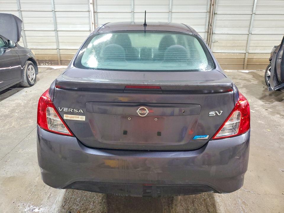 70706886 :رقم المزاد ، 3N1CN7AP1FL943239 vin ، 2015 Nissan Versa مزاد بيع
