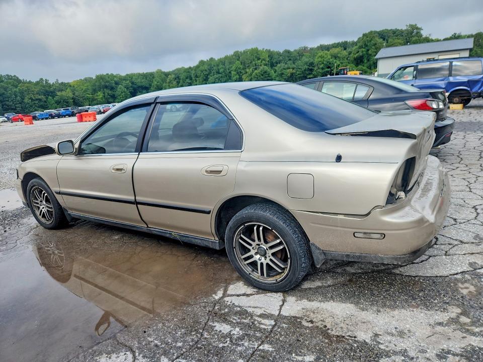65264836 :رقم المزاد ، 1HGCD5632SA158094 vin ، 1995 Honda Accord مزاد بيع