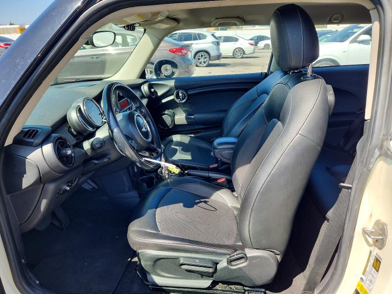 68974516 :رقم المزاد ، WMWXP5C52G2D14777 vin ، 2016 Mini Cooper مزاد بيع