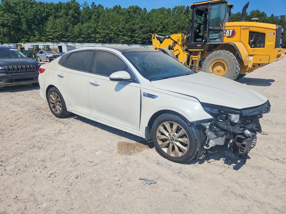 2016 Kia Optima მანქანა იყიდება აუქციონზე, vin: 5XXGU4L37GG056770, აუქციონის ნომერი: 67208036