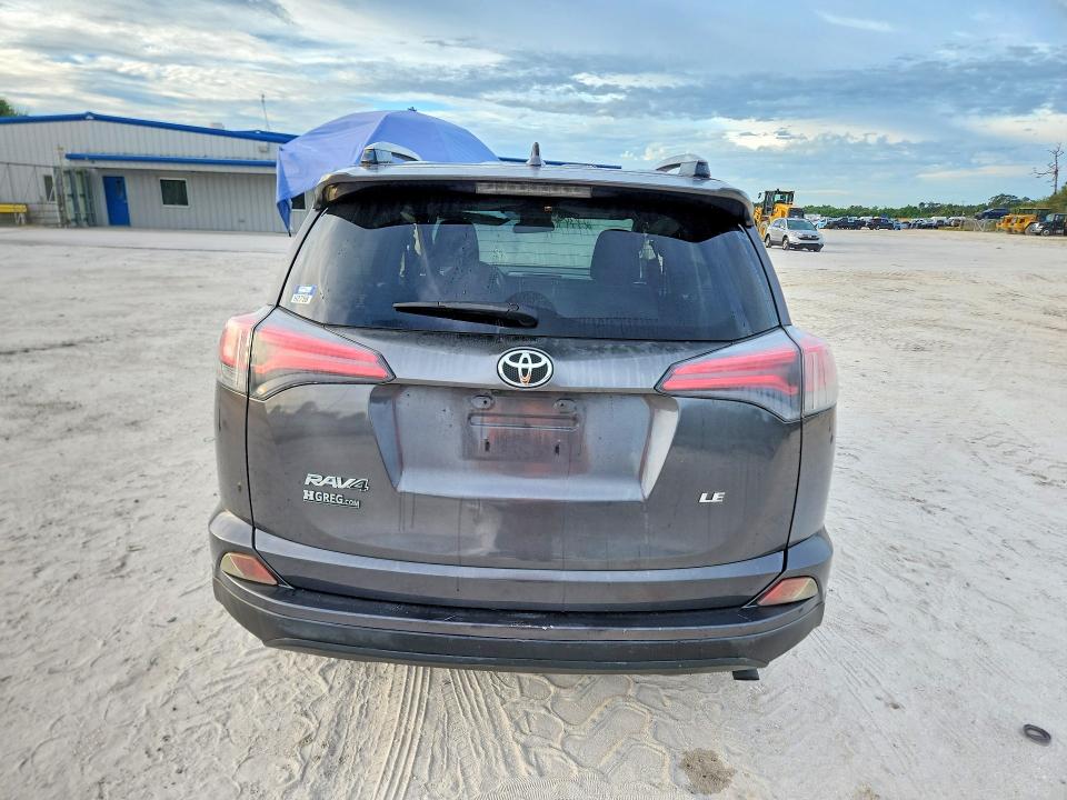 Продажа на аукционе авто 2018 Toyota Rav4, vin: JTMZFREV4JJ166080, номер лота: 70446736