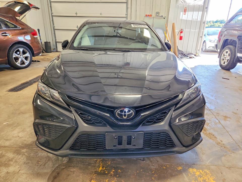 Продажа на аукционе авто 2022 Toyota Camry, vin: 4T1T11BK7NU061954, номер лота: 69966676