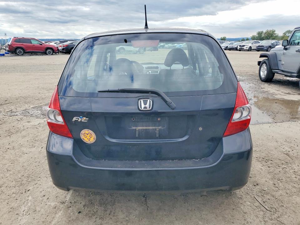 Продажа на аукционе авто 2008 Honda Fit, vin: JHMGD38438S032614, номер лота: 68577136