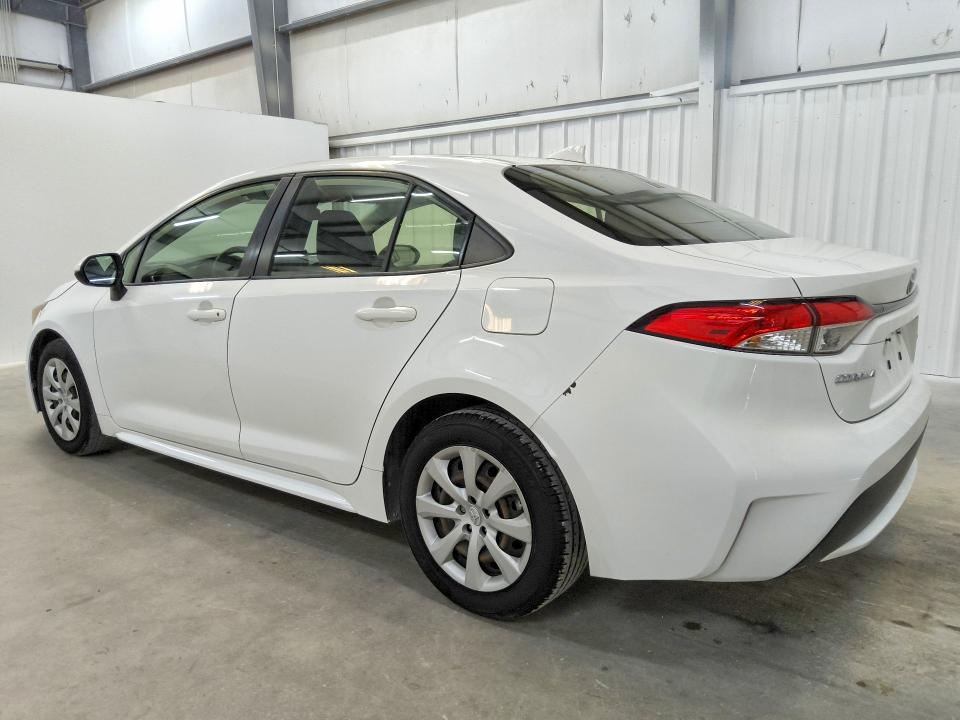 Продажа на аукционе авто 2021 Toyota Corolla, vin: JTDEPMAEXMJ126353, номер лота: 69724246