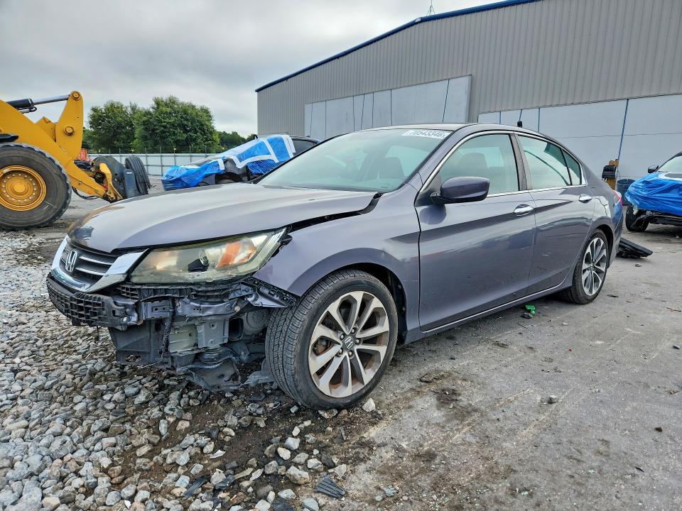 2015 Honda Accord მანქანა იყიდება აუქციონზე, vin: 1HGCR2F53FA271124, აუქციონის ნომერი: 70543346
