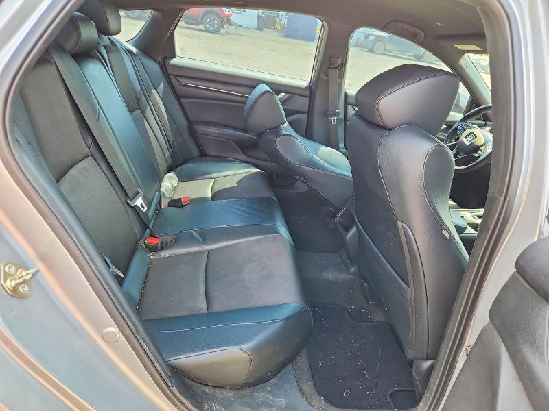 Продажа на аукционе авто 2018 Honda Accord, vin: 1HGCV1F38JA161523, номер лота: 69570606